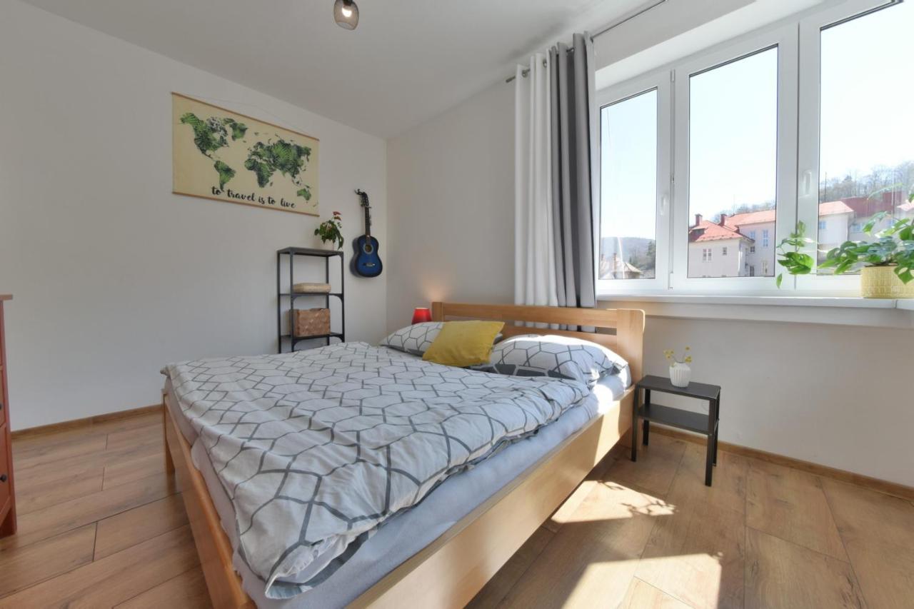 Big 75M2 Next To Opera Building In Direct Centrum, Air-Conditioned, Balcony, 24H Self Checking Banská Bystrica Esterno foto